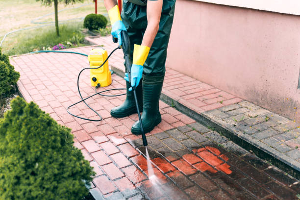 Best Sidewalk Pressure Washing  in Golden Glades, FL